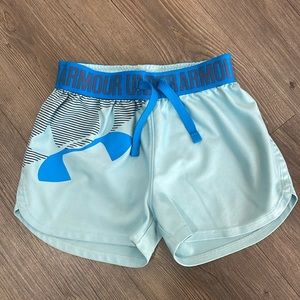 Under Armour Short. Girls. YXS. Blue.